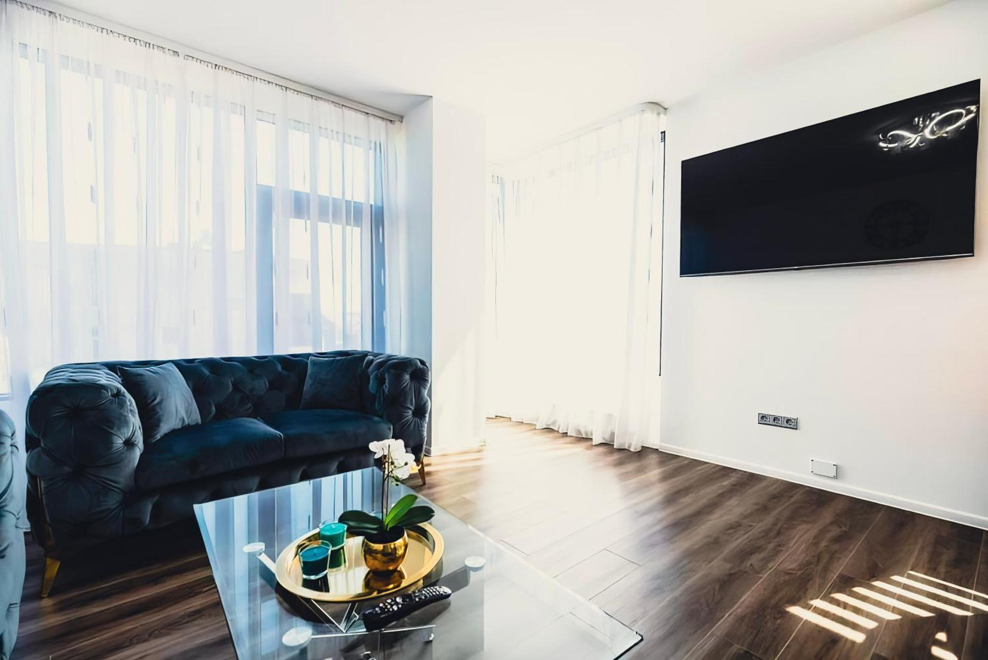 Center Pearl 2Br Wifi Easy-Check-In Apartment Клайпеда Екстериор снимка